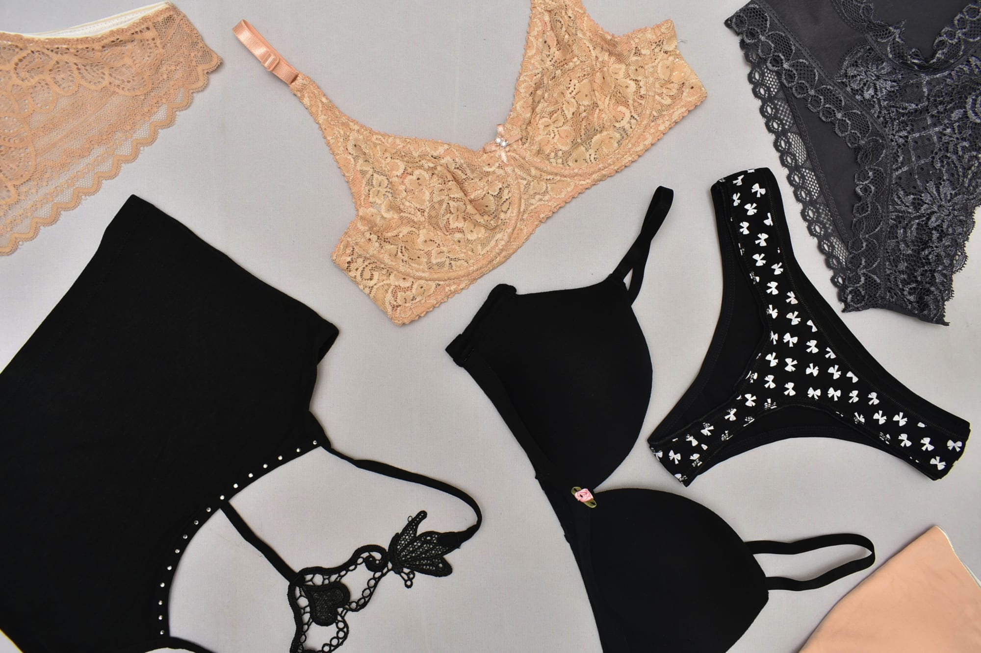websites for lingerie